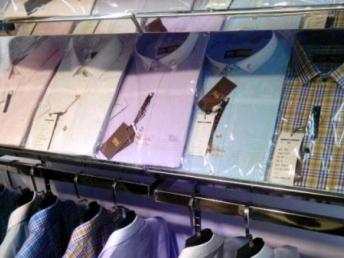 深圳坂田自營店日用品批發部 一站式采購服裝鞋帽箱包新選擇